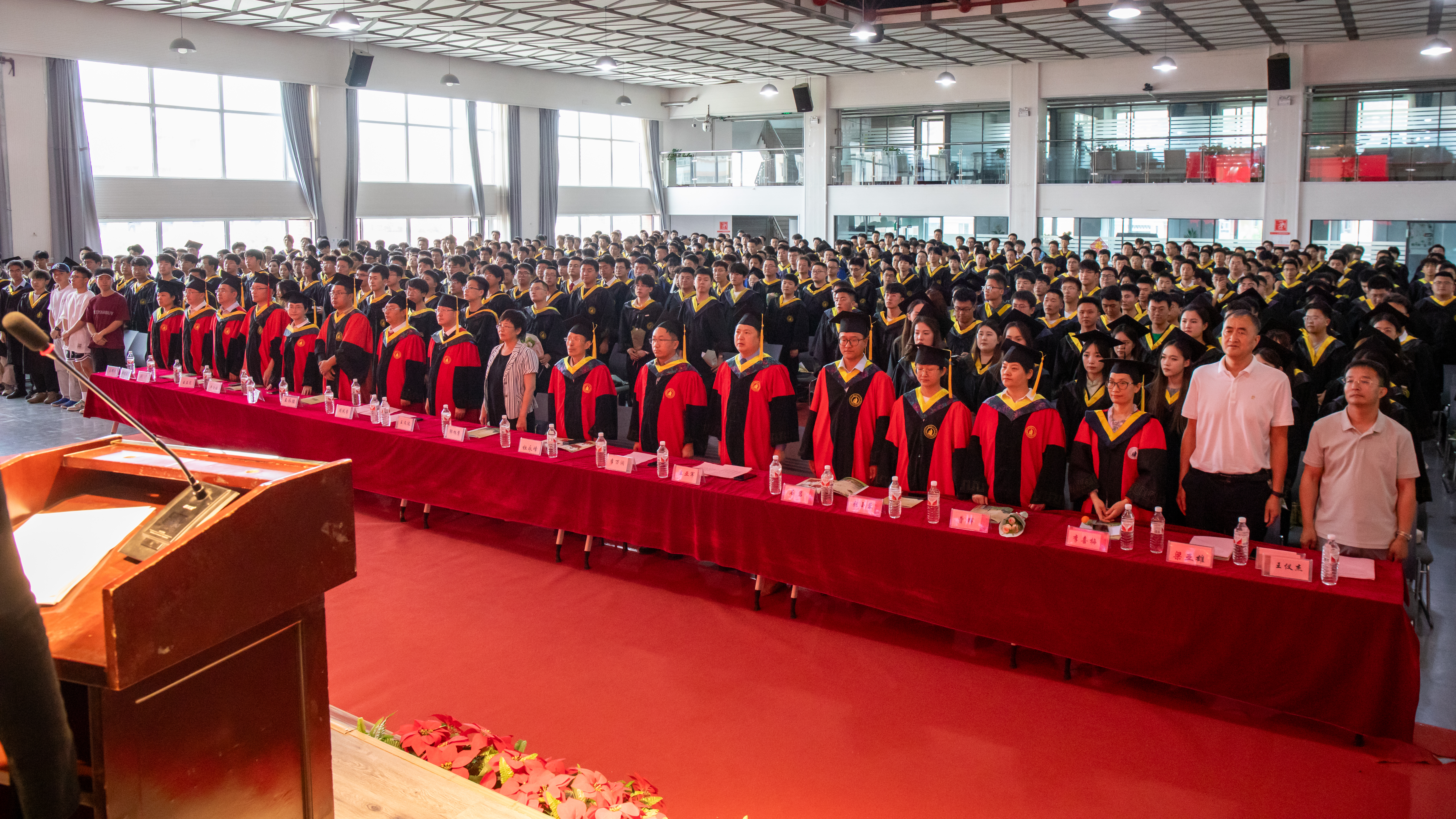 Bwin必赢举行2024年毕业典礼暨学位授予仪式